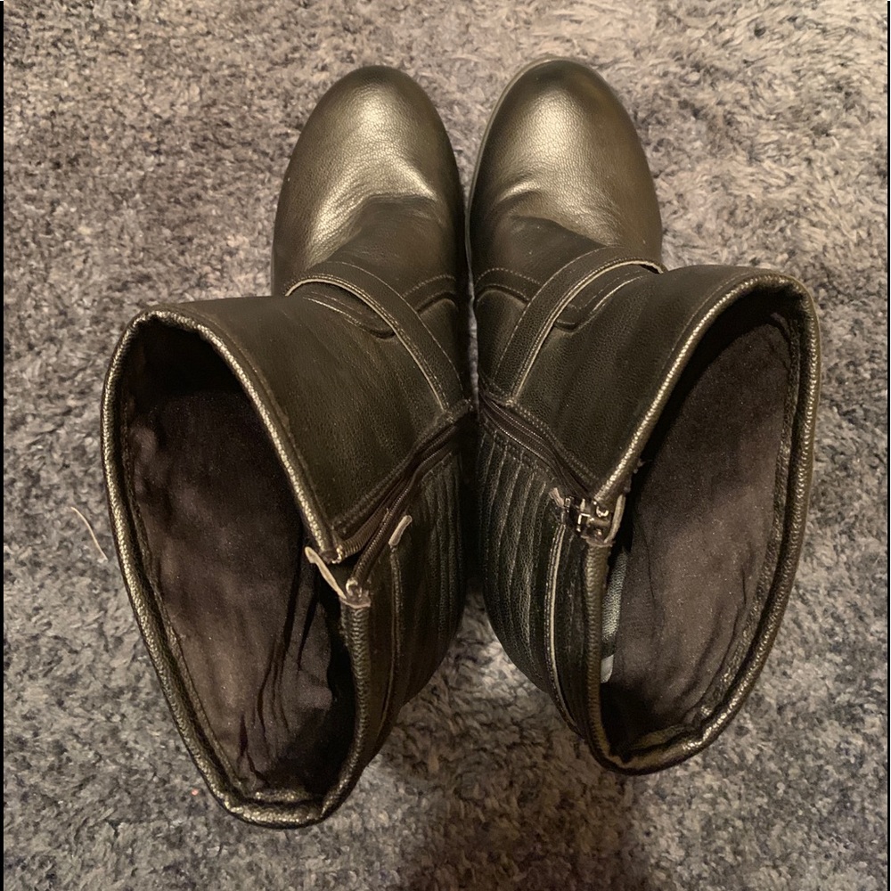 Guess Boots - Picture 9 of 14
